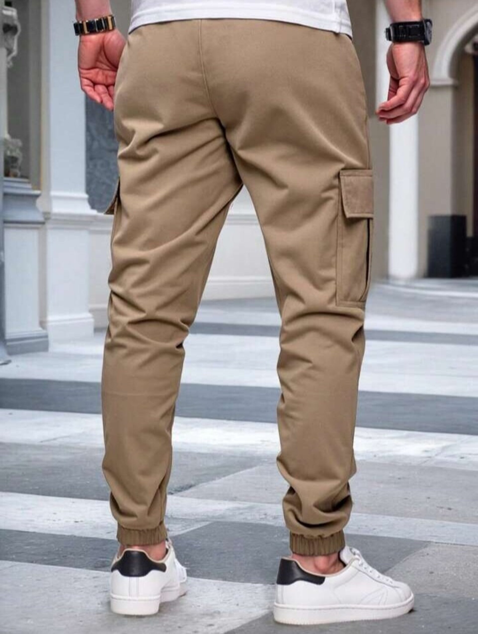 Pantalones cargo con bolsillos para hombre - 2