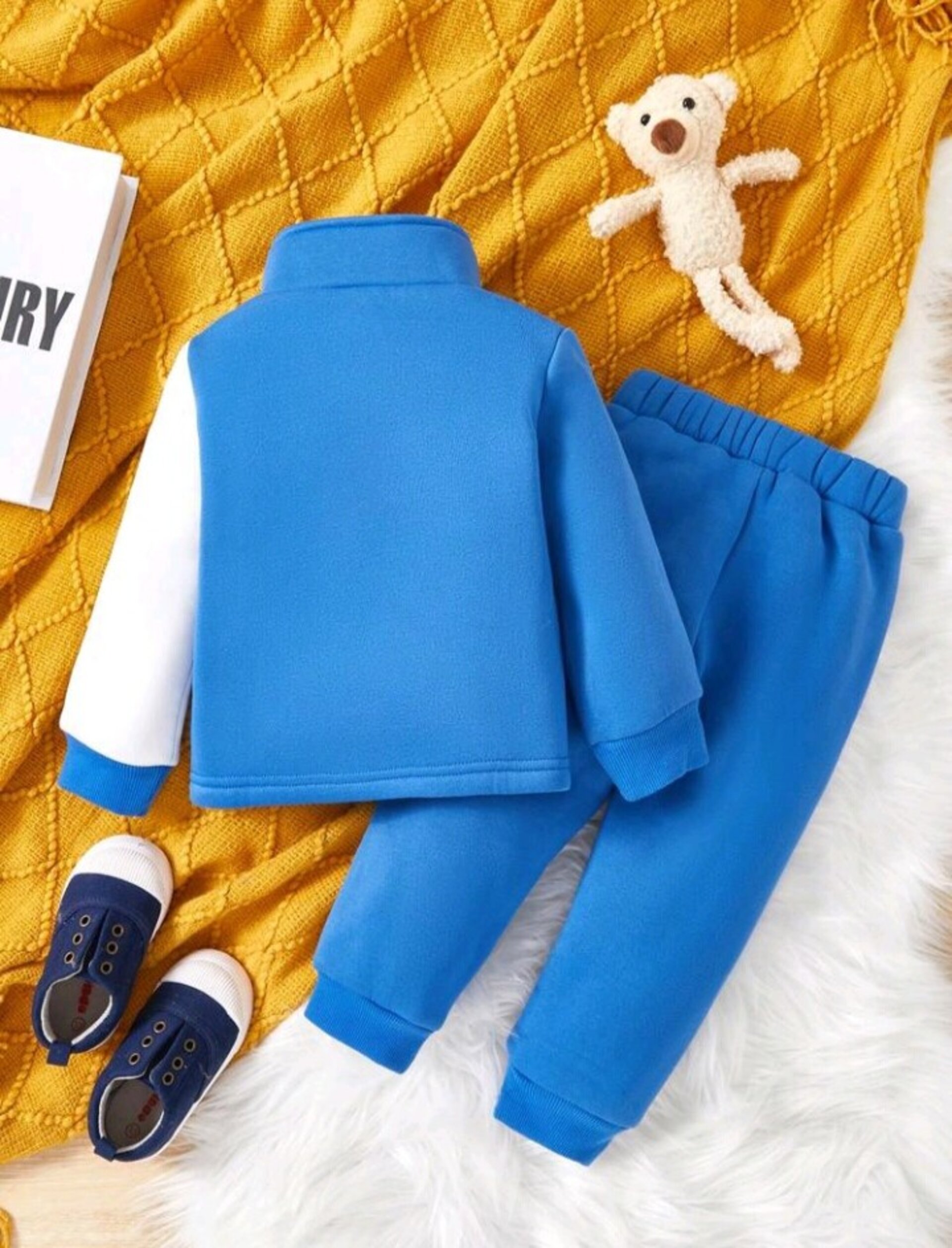 conjunto de chaqueta y pantalon deportivo. - 7