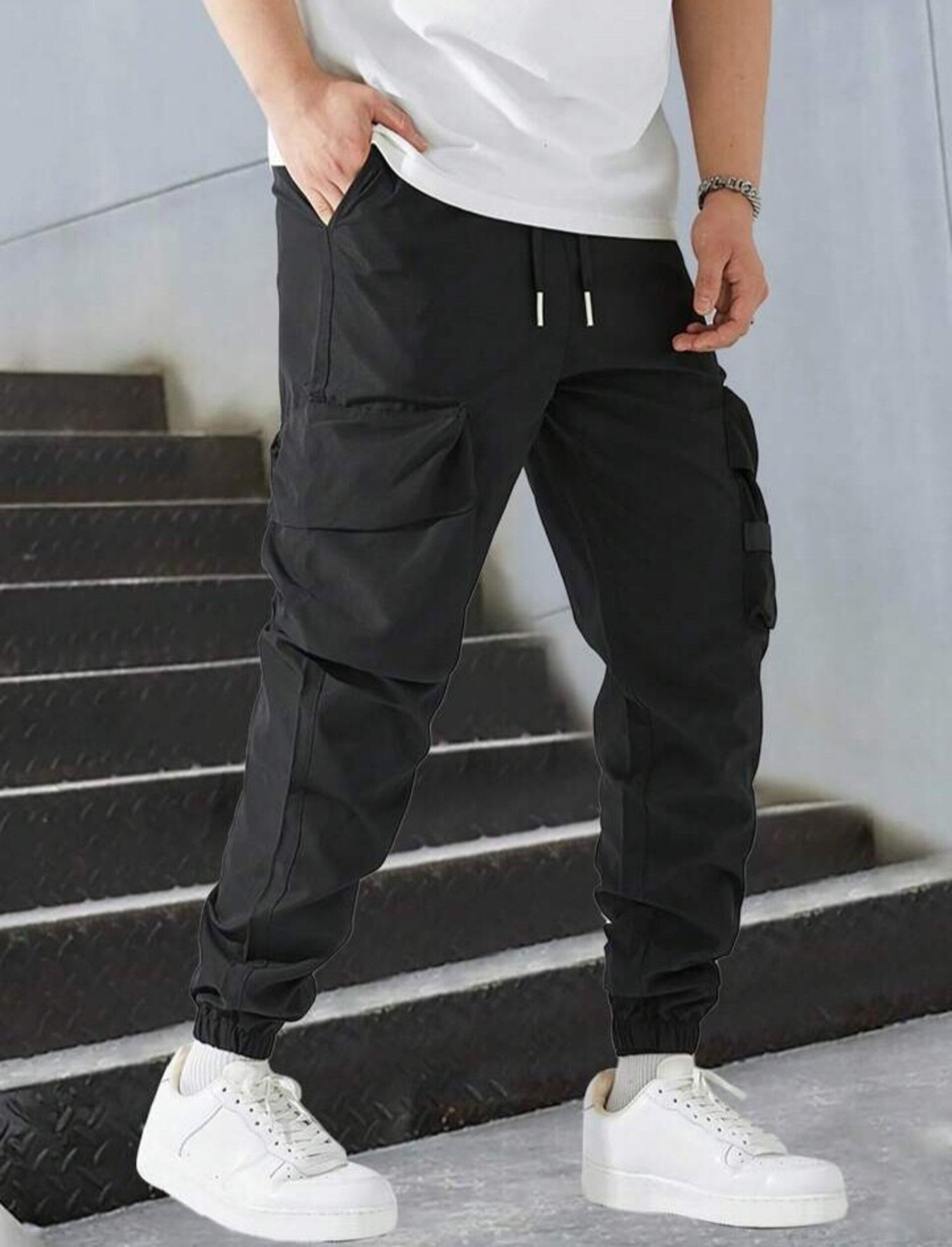 Pantalones cargo informales con cordón para hombre. - 3