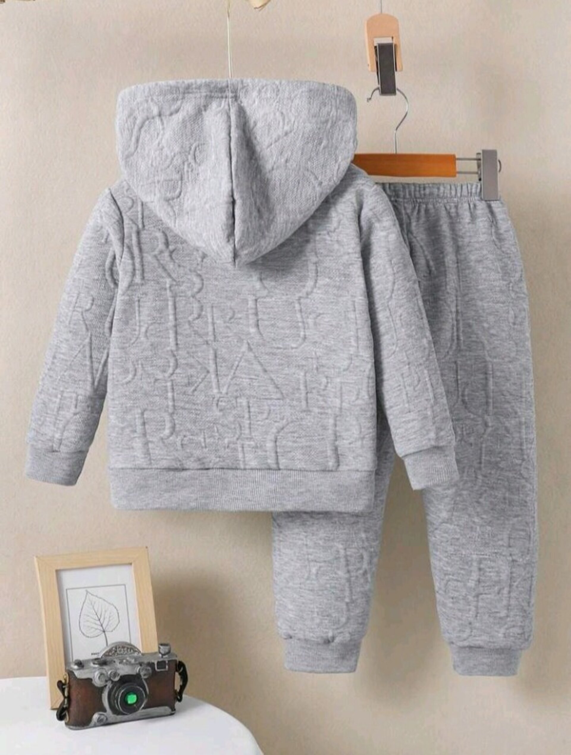 Conjunto de 2 piezas, chandal para niño. - 2