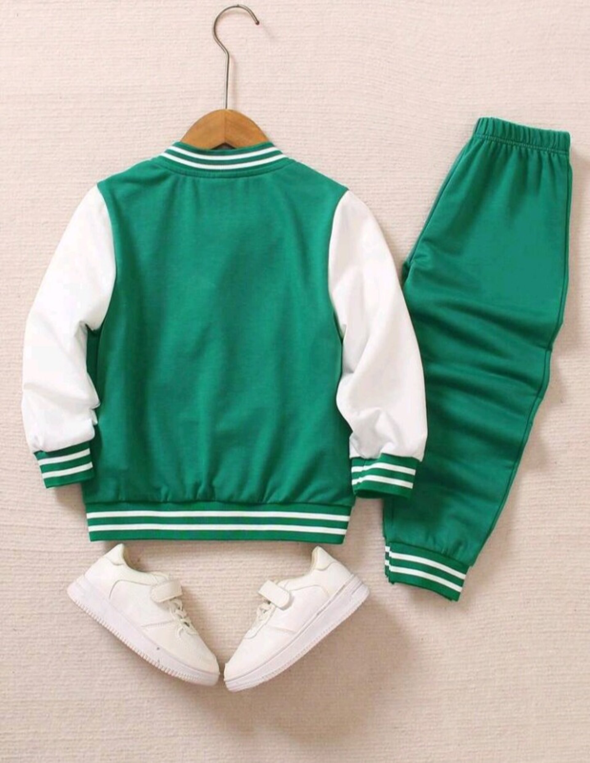 conjunto de 2 piezas jersey y pantalon para niño - 23