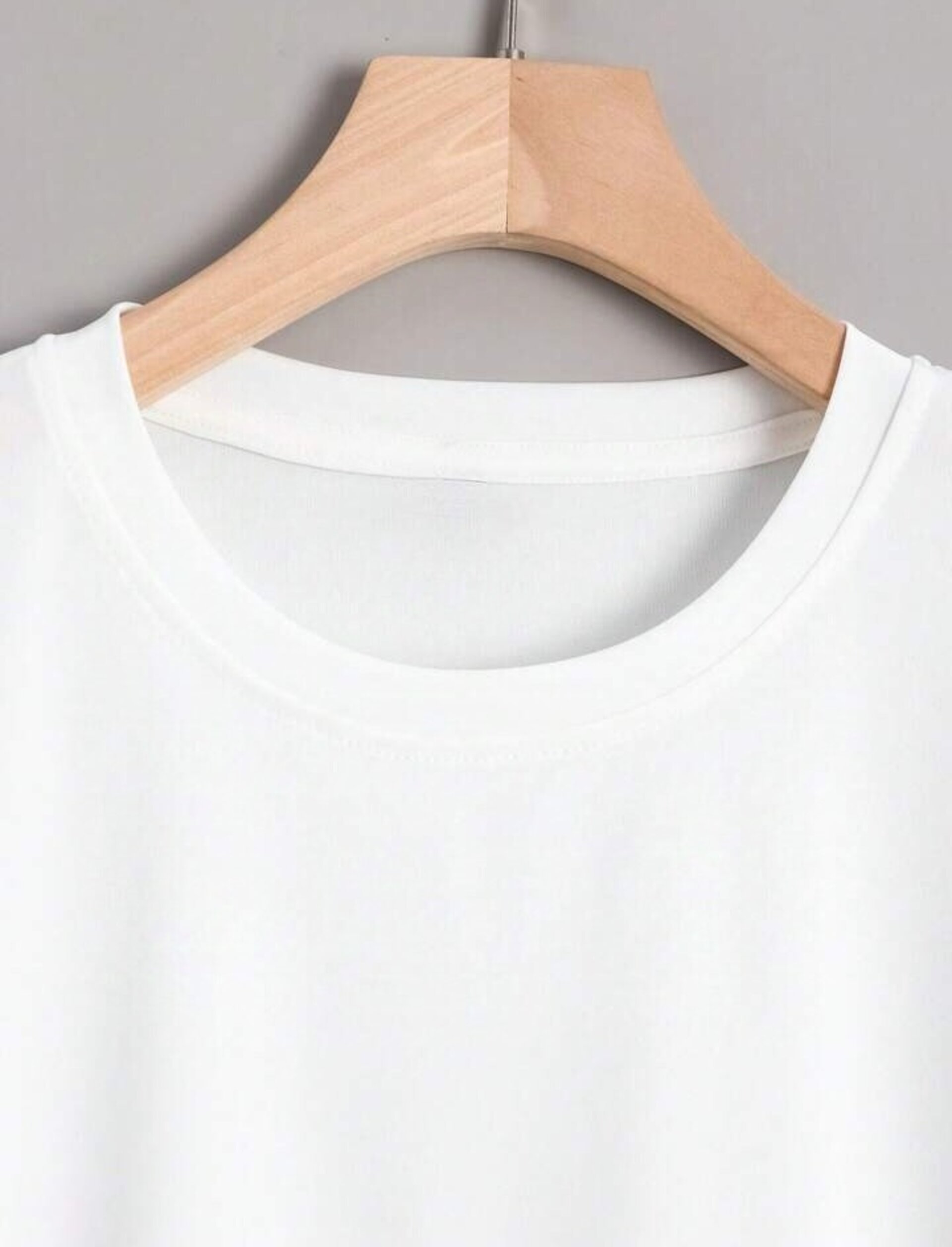 Camiseta con estampado de hombre - 11